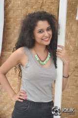 Soumya Sukumar at Pora Pove Movie Success Meet